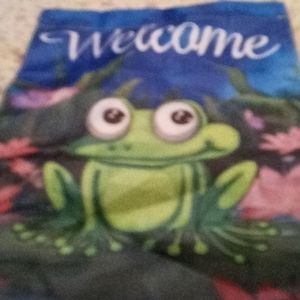 Welcome flag with frog on it